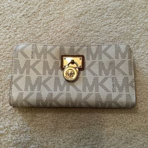 Michael Kors wallet
